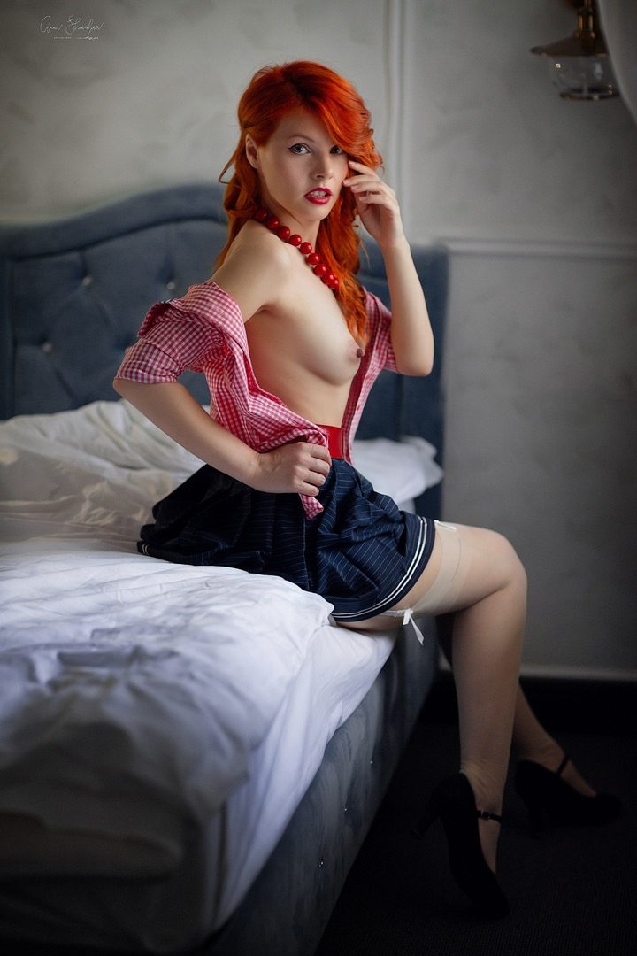 E5C363F1-5A88-4F57-988F-28FE2ED4E1F5