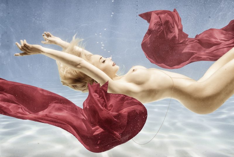 013_404ced837a6b8945eb1d4c526eb565a6_1526400315.9652